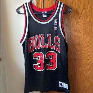 Vintage champion brand Chicago Bulls Scottie Pippen basketball Jersey size 40